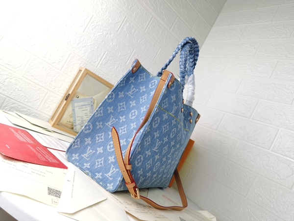 ルイヴィトンバッグ側面デザイン